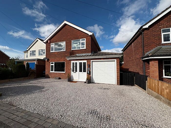 3 Bedroom Detached House For Sale In Fairways, Frodsham, WA6
