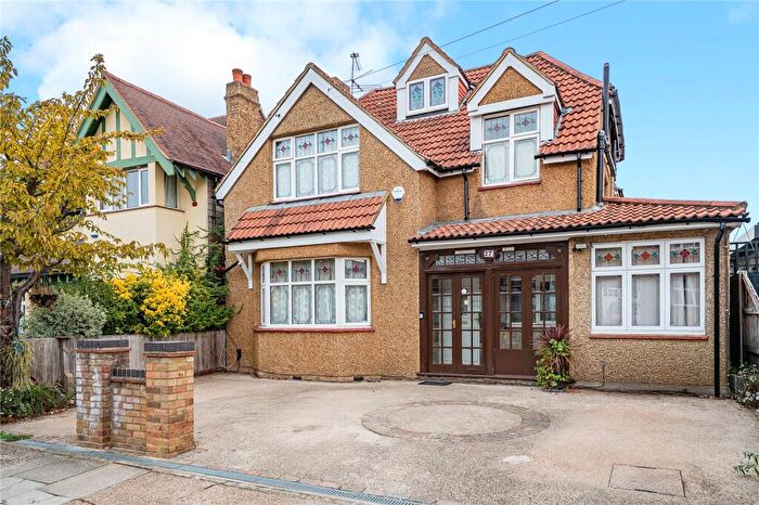 5 Bedroom Detached House For Sale In Connaught Road, New Malden, KT3