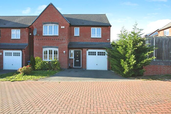 4 Bedroom Detached House For Sale In Trustees Close, Cawston, Rugby, CV22