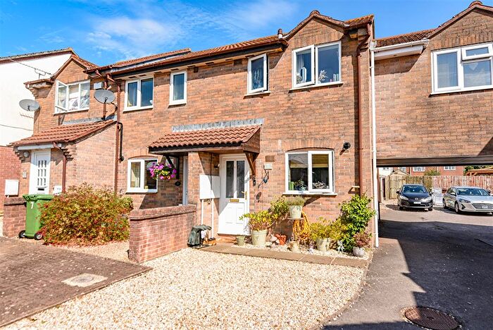2 Bedroom End Of Terrace House For Sale In The Brambles, Berkeley, GL13