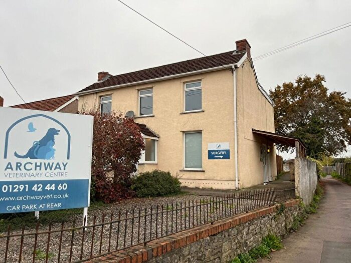 2 Bedroom Detached House For Sale In Newport Road, Caldicot, Monmouthshire, NP26