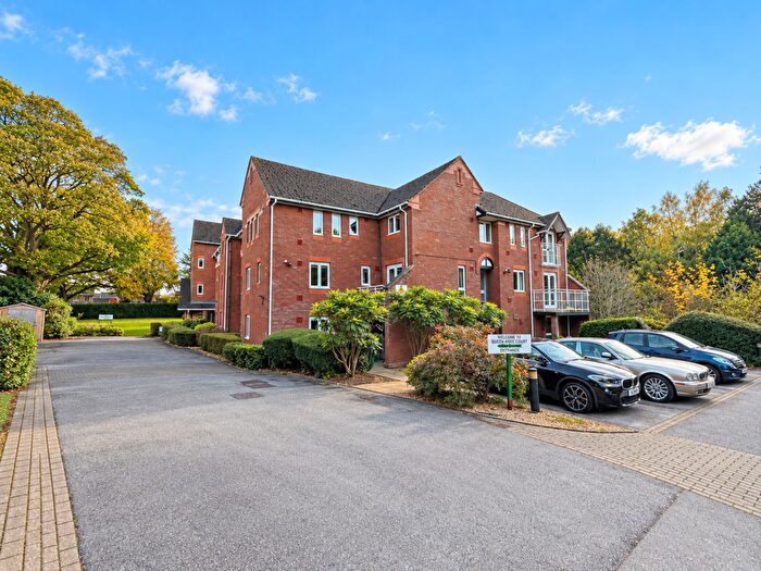 2 Bedroom Flat For Sale In Queen Anne Court, Macclesfield Road, Wilmslow, SK9