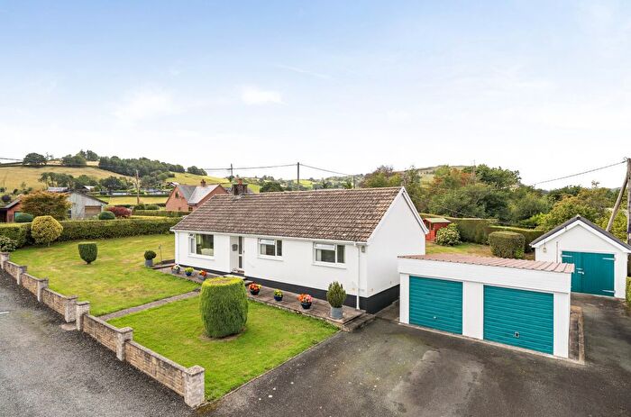 3 Bedroom Bungalow For Sale In Lon Talgarth, Trefeglwys, Caersws, Powys, SY17