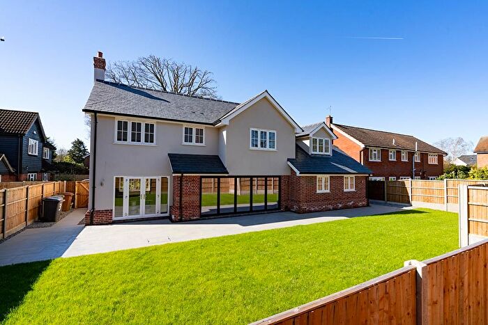 5 Bedroom Detached House For Sale In The Lindens, Stock, Ingatestone, CM4