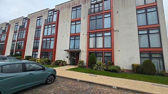 2 Bedroom Flat To Rent In Lauriston Close, Manchester, M22