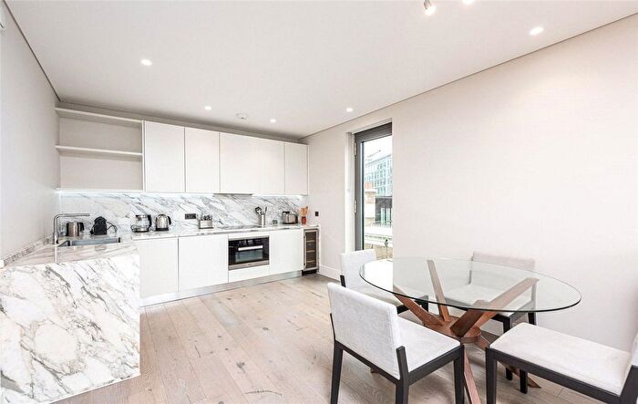 2 Bedroom Flat To Rent In Wilfred Street, London, SW1E