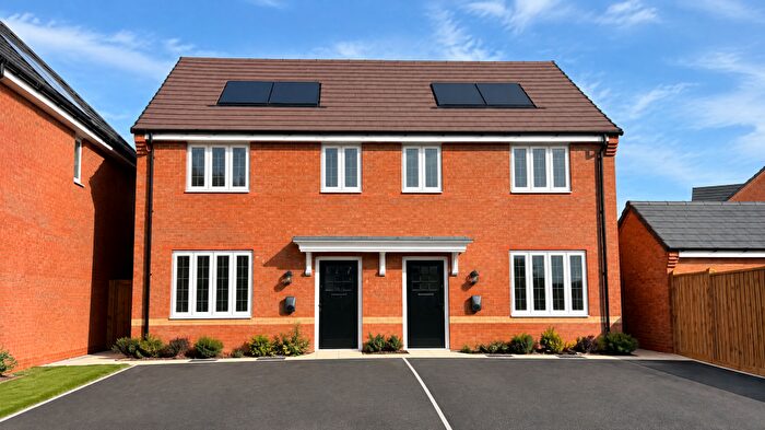 3 Bedroom Semi-Detached House For Sale In Scalford Road, Melton Mowbray, LE13