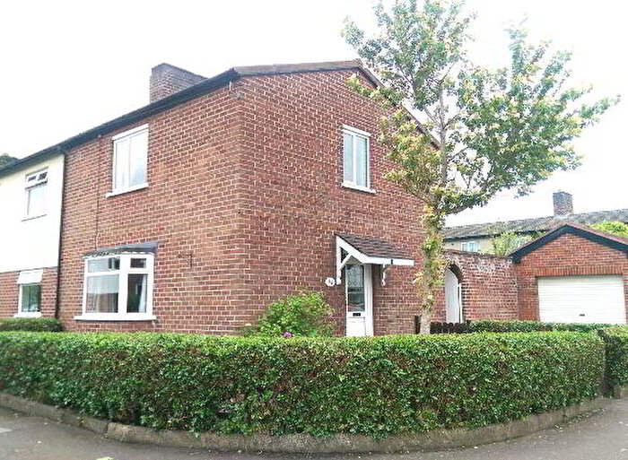 3 Bedroom End Of Terrace House To Rent In Thornhill Parade, Belfast, BT5