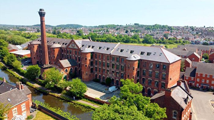 2 Bedroom Duplex For Sale In Springfield Mill, Sandiacre, Nottingham, NG10