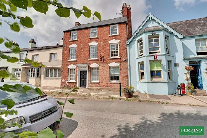 5 Bedroom Terraced House For Sale In / Double Bedrooms, High Street, Newnham, Gloucestershire., GL14