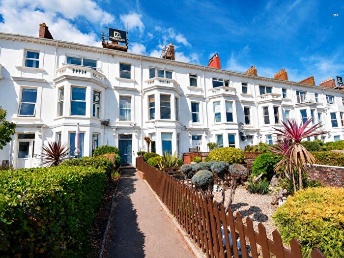 1 Bedroom Flat For Sale In Alexandra Terrace, Exmouth, Devon, EX8