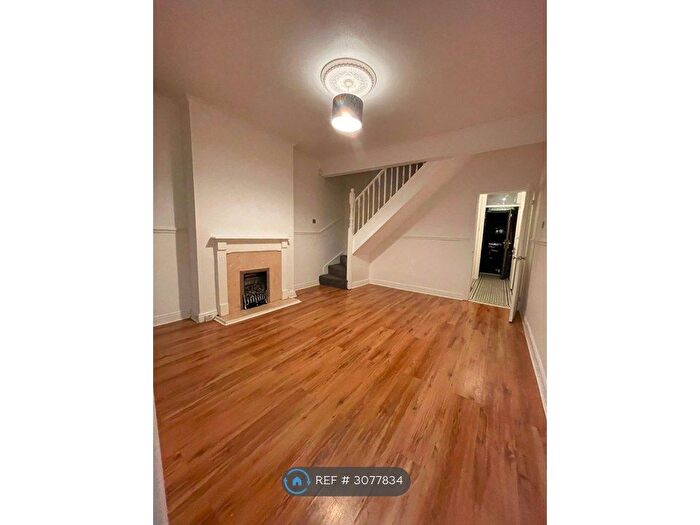 3 Bedroom Terraced House To Rent In Wattis Road, Smethwick, B67