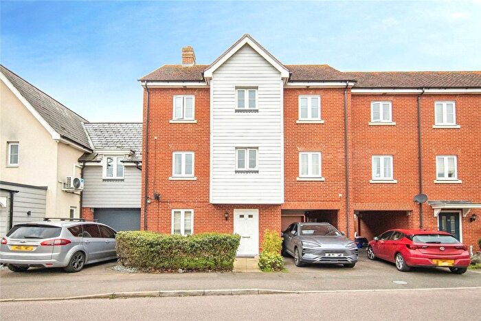 4 Bedroom Terraced House For Sale In Glebe Road, Colchester, Essex, CO2
