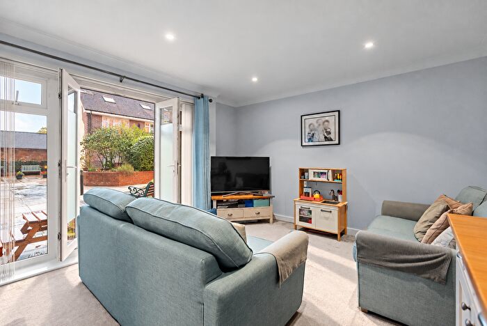2 Bedroom Flat For Sale In Royal Swan Quarter, Leatherhead, Surrey, KT22