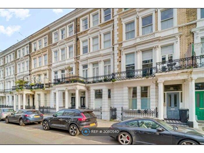 2 Bedroom Flat To Rent In West Kensington, London, W14