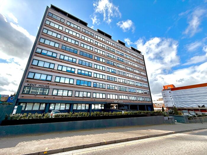 2 Bedroom Flat To Rent In Romney Place, Maidstone, ME15