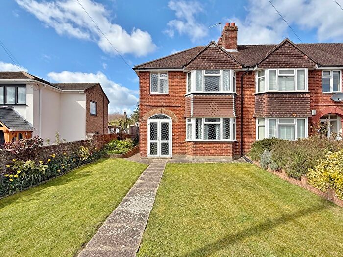 3 Bedroom End Of Terrace House For Sale In Manor Crescent, Drayton, PO6