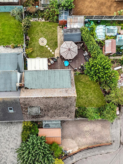 3 Bedroom Chalet For Sale In Peel Road, Chelmsford, Essex, CM2