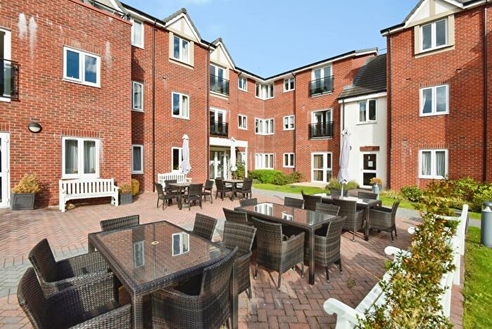 1 Bedroom Flat For Sale In Cedar Avenue, Alsager, Stoke-on-Trent, Cheshire, ST7