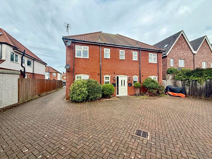 2 Bedroom Apartment To Rent In Penfold Road, Felixstowe, IP11
