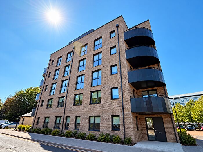 2 Bedroom Flat For Sale In Priory Court, Walthamstow, E17