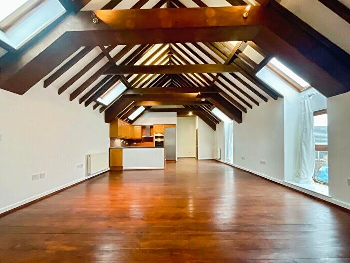 3 Bedroom Barn Conversion To Rent In Maltkiln Lane, Waddington, LN5