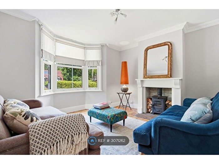3 Bedroom Semi-Detached House To Rent In Victor Cottages, Ascot, SL5