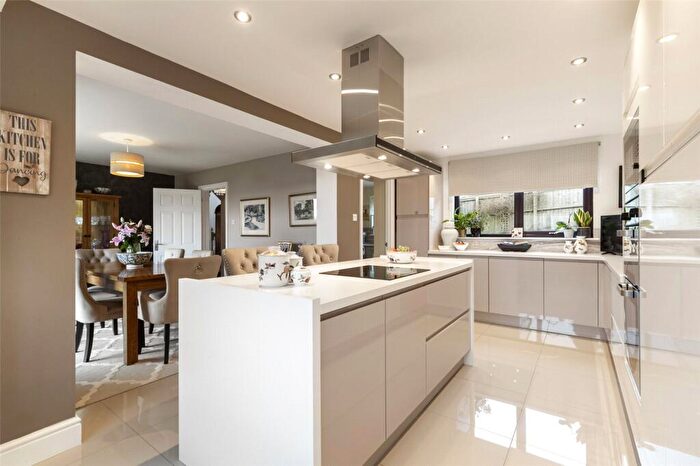 4 Bedroom Detached House For Sale In Barnlake Point, Burton, Milford Haven, Pembrokeshire, SA73