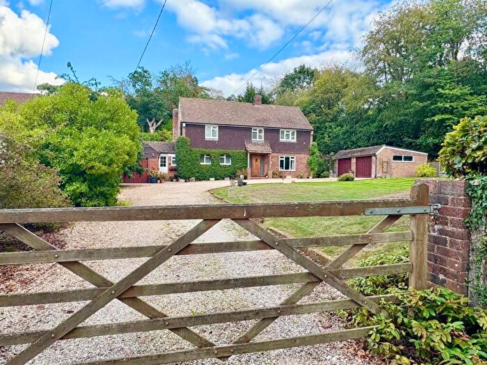 4 Bedroom Detached House For Sale In Church Lane, Ewshot, Farnham, GU10
