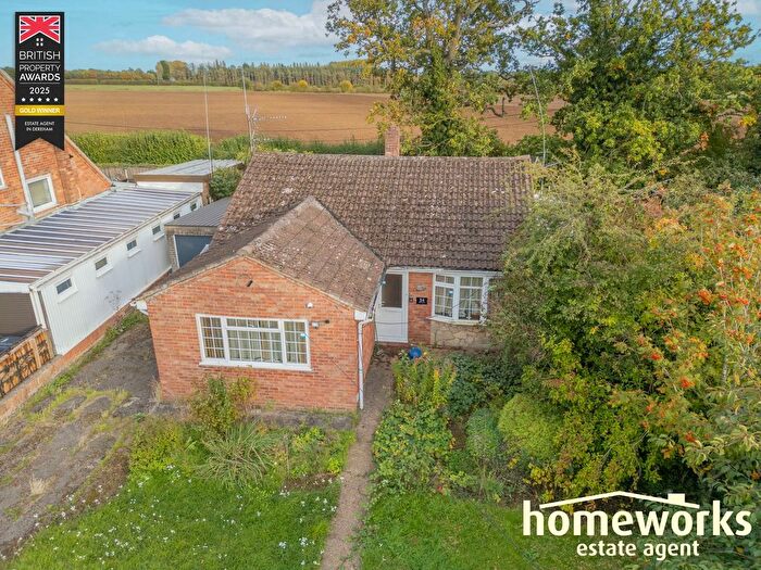 3 Bedroom Bungalow For Sale In Boyd Avenue, Dereham, NR19