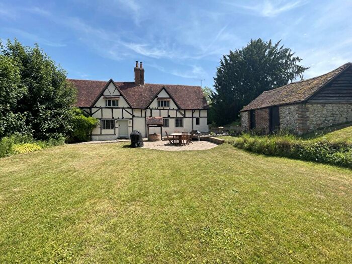 4 Bedroom Detached House For Sale In Moulsford, Oxfordshire - Walk To Village Green, Pub/ Restaurant, Moulsford & Cranford Schools, OX10