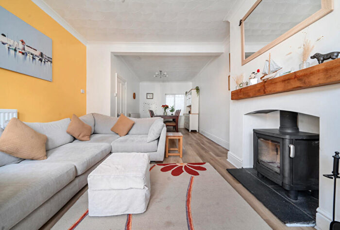 4 Bedroom Terraced House For Sale In Upton Road, Bristol, BS3