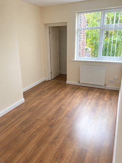 2 Bedroom Flat To Rent In Maxwell Street, Bensham, Gateshead, NE8
