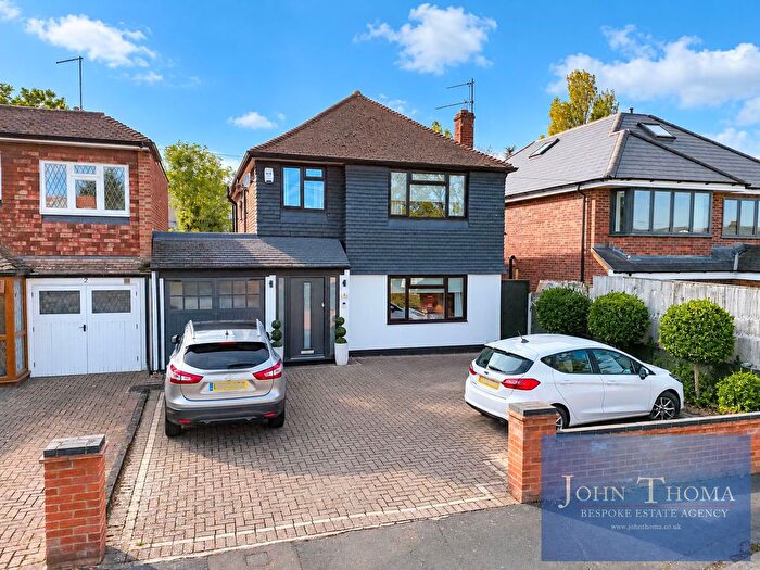 4 Bedroom Detached House For Sale In Lechmere Avenue, Chigwell, IG7