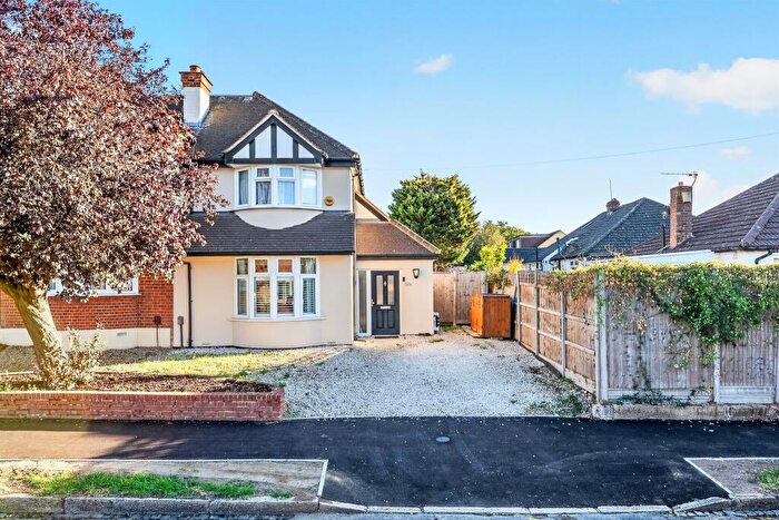 2 Bedroom Semi-Detached House For Sale In Victory Avenue, Morden, SM4