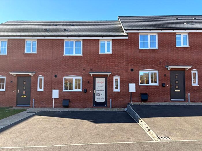 3 Bedroom House To Rent In Perranporth Drive, Mansfield, NG18