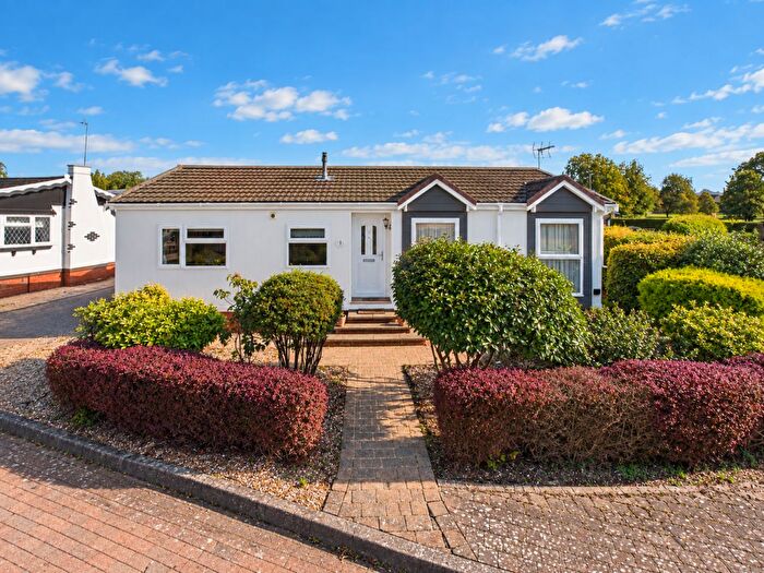 2 Bedroom Park Home For Sale In Orchard View, Ashwell, Baldock, SG7