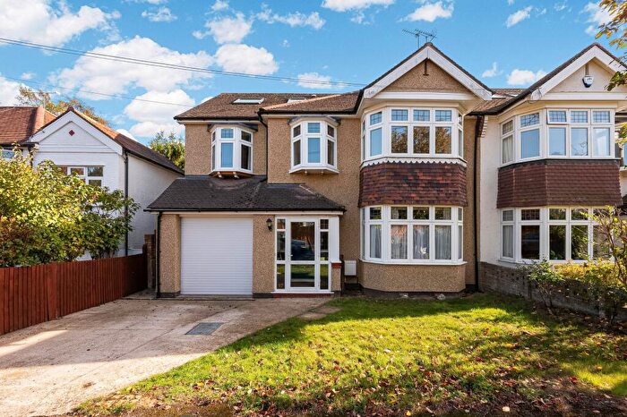 5 Bedroom Semi-Detached House For Sale In Pine Walk, Banstead, SM7