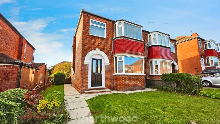 3 Bedroom Semi-Detached House For Sale In Oakhill Road, Wheatley Hills, Doncaster, DN2