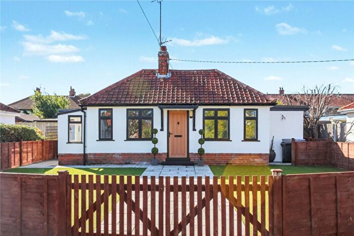 1 Bedroom Bungalow For Sale In Pier Avenue, Southwold, Suffolk, IP18