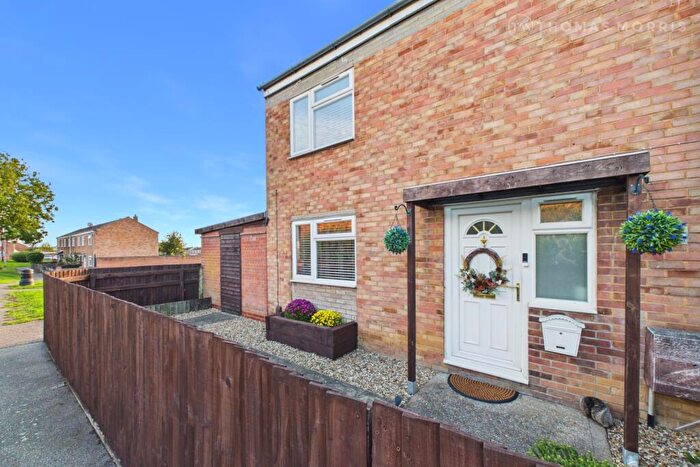 2 Bedroom End Of Terrace House For Sale In Surrey Road, Huntingdon, Cambridgeshire, PE29