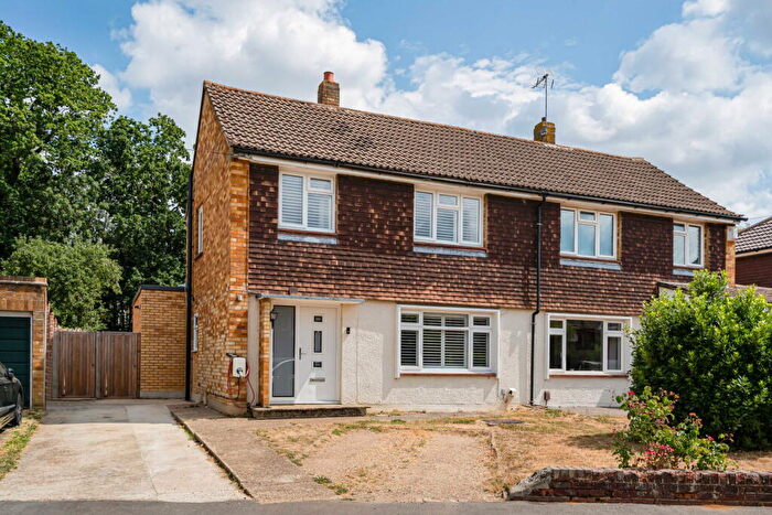 3 Bedroom Semi-Detached House For Sale In Merrylands Road, Bookham, KT23