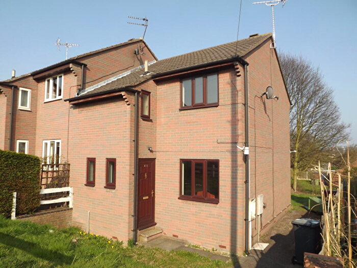 3 Bedroom Semi-Detached House To Rent In Cemetery Road, Danesmoor, S45