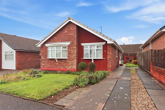 3 Bedroom Detached Bungalow For Sale In Elliott Drive, Inkersall, Chesterfield, S43