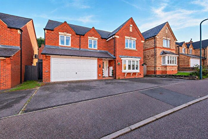 5 Bedroom House For Sale In Hanson Drive, Maidstone, ME15