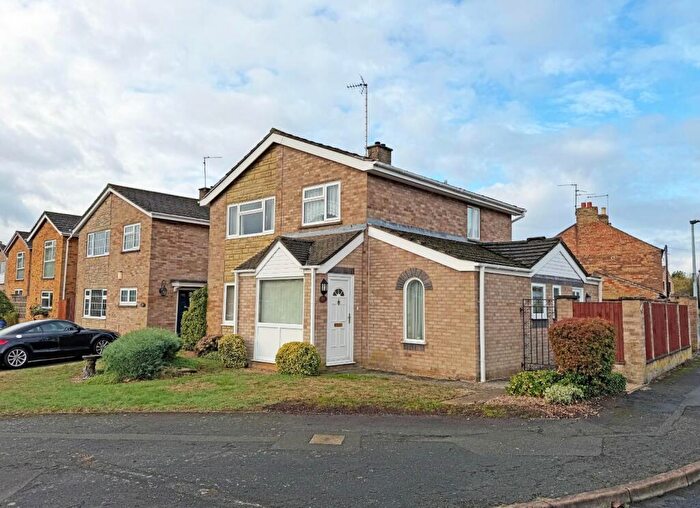 4 Bedroom Detached House For Sale In The Gannocks, Orton Waterville, Peterborough, PE2