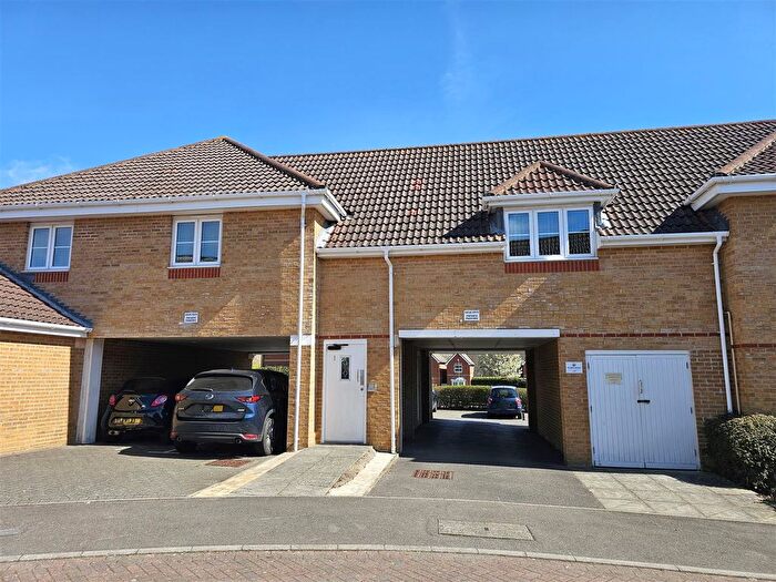 1 Bedroom Detached House To Rent In Park Cottage Drive, Titchfield Park, PO15
