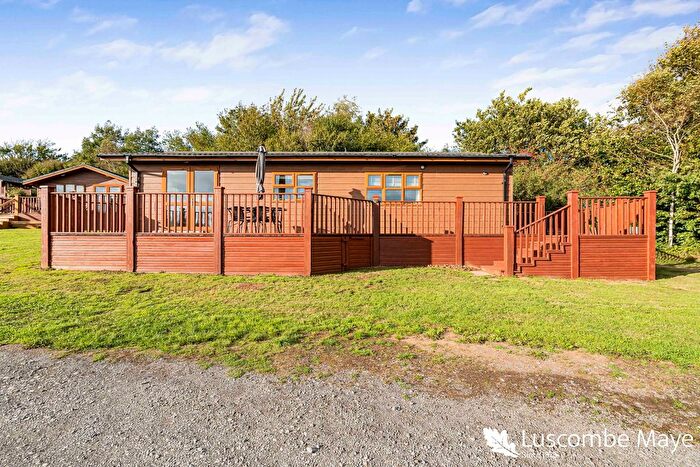 2 Bedroom Lodge For Sale In Webland Farm Holiday Park, Avonwick, TQ10