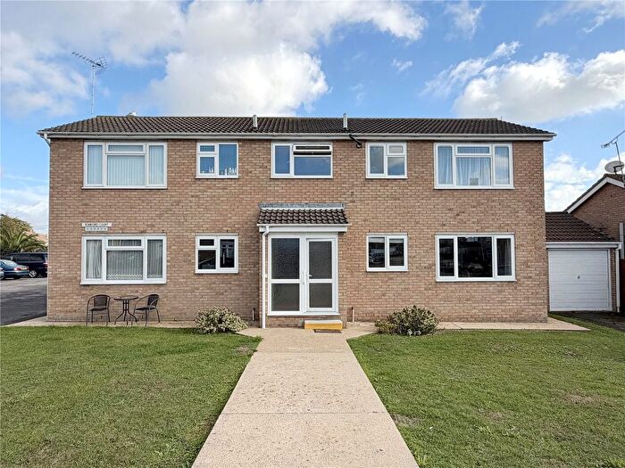 1 Bedroom Flat To Rent In Fairlop Close, Clacton-On-Sea, Essex, CO15