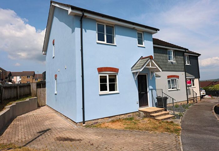 3 Bedroom End Of Terrace House For Sale In Penwithick Park, Penwithick, St Austell, PL26